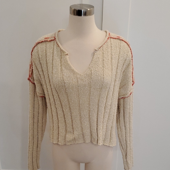 BDG women’s relaxed Cream V-Neck Sweater with Orange Trim Size L good condition - Picture 2 of 9